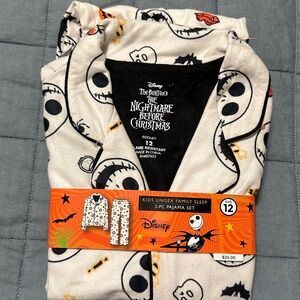 Disney Nightmare Before Christmas Cream and Black Pajama Set